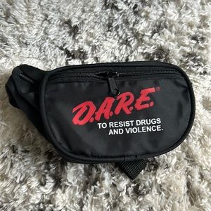 NEW DARE FANNYPACK